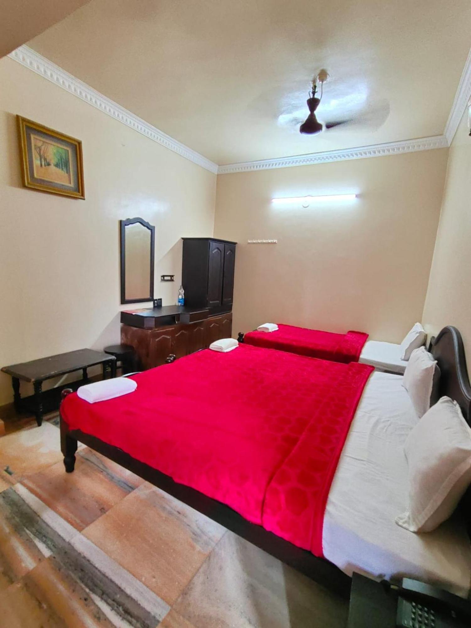 Hotel Hill Town Coorg Madikeri Buitenkant foto